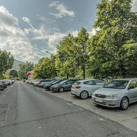 Rentplanet - Bialowieska * Breslavia